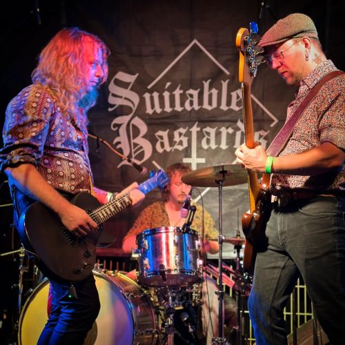 The Suitable Bastards - Das Dreijährige!