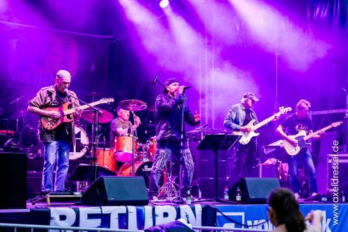 Return United rockt
